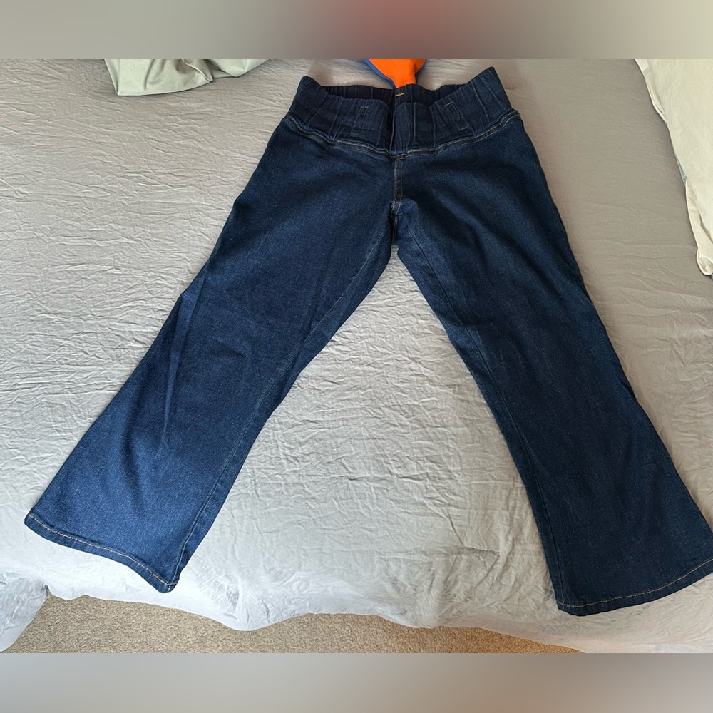 Maternity Capri below belly boutique jeans * like new *